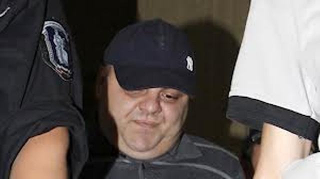 Съдът гледа мярката за неотклонение на Чеци