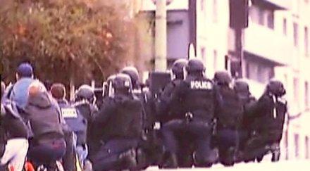 атакуват братята куаши чуват виждат взривове видео живо