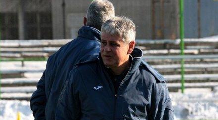 левски договор румънски защитник