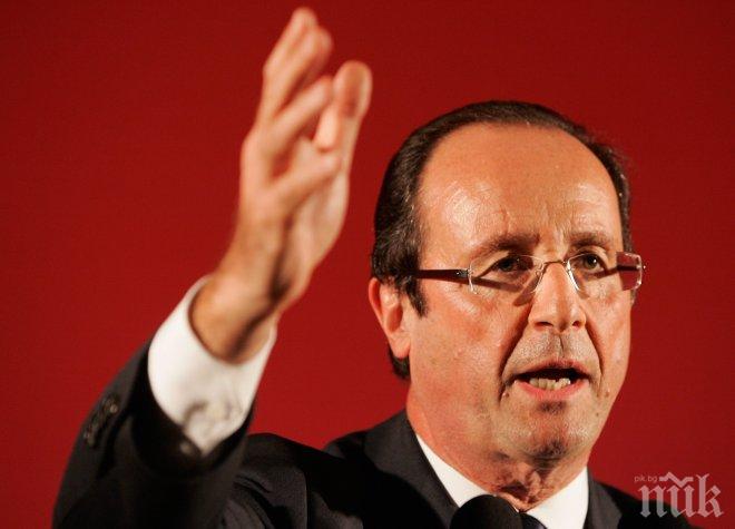 Отлагат срещата между Оланд и Меркел