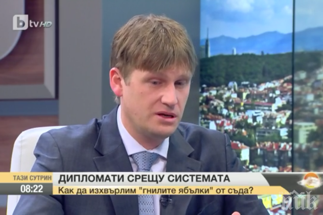 Британският посланик в България Джонатан Алън: И ние бяхме жертви на тероризъм, тежко е!
