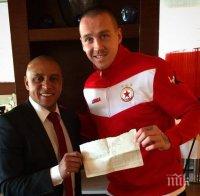 Тончи Кукоч се майтапи с Роберто Карлос в Турция