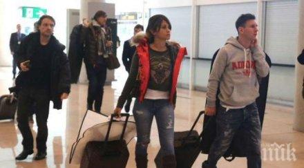 меси отказа бойкот пристигна цюрих снимка