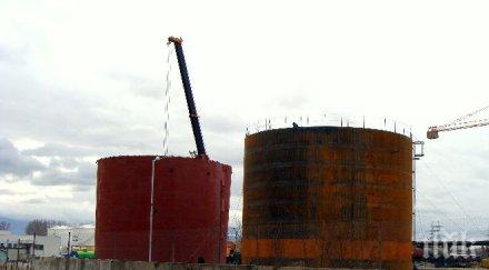 цената петрола остава долара барел