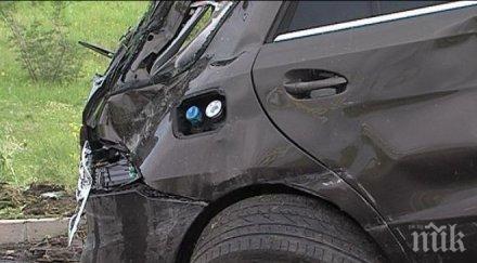 джип такси трета кола треснаха пътя златни пясъци