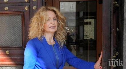 журналистката илиана беновска бойко чувства добре меглена кунева