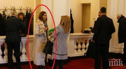 пик министър ангелкова разходи парламента новото палто възмути природозащитници било норка