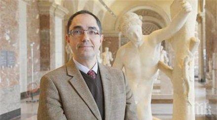 шефът лувъра открива изложба нас