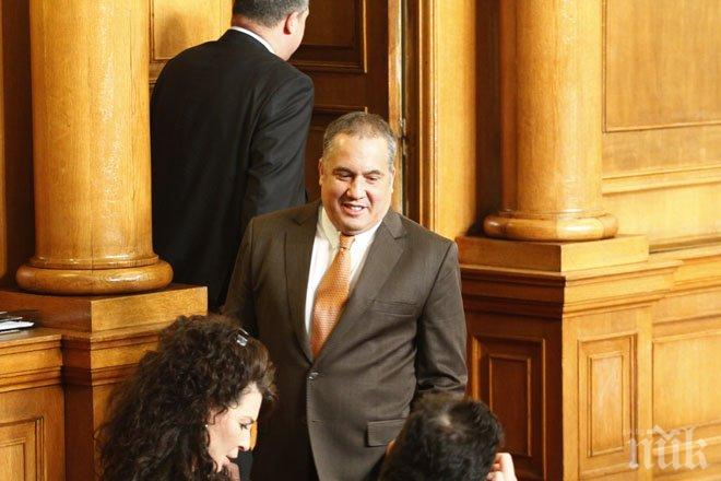 Първо в ПИК! Слави Бинев стана член на парламентарната комисия по благоустройство, депутати от БСП и АБВ му скочиха