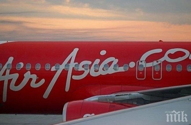 Откриха корпуса на самолета на Еър Ейжа