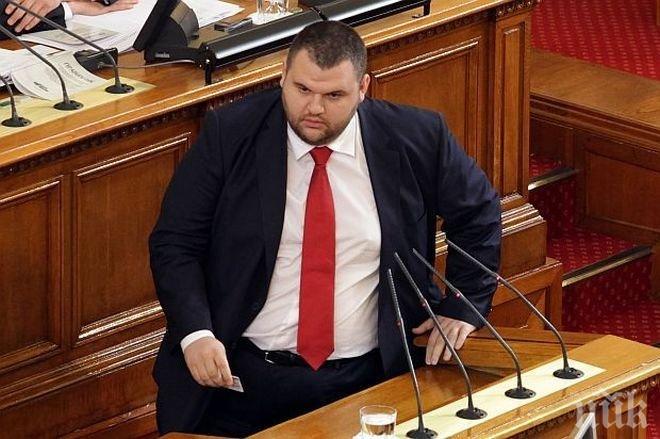 Прокуратурата: Пеевски и майка му чисти по клеветите на Протестна мрежа. Вижте защо!