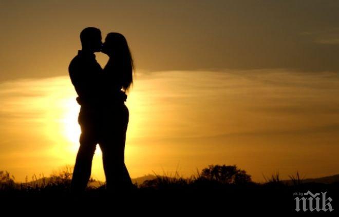 Само в ПИК! Шеф в Левски в любовна афера със скандална чалгаджийка