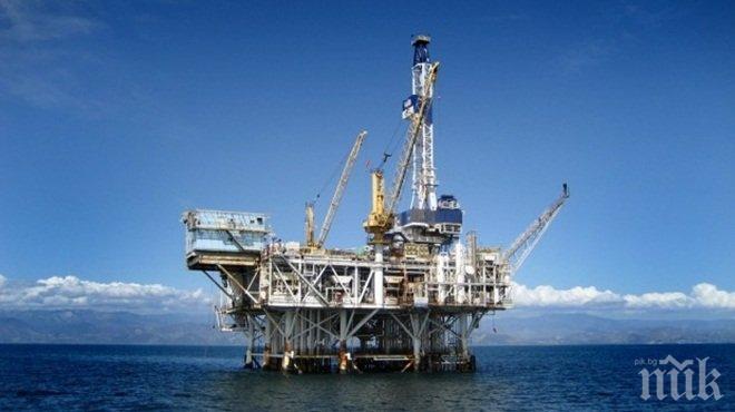 Световните енергийни гиганти съкращават разходи заради понижаването на цените на петрола