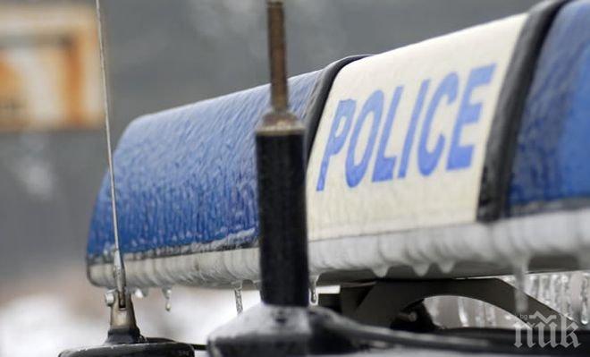 Задържаха тийнейджъри за кражба на телефонен кабел 