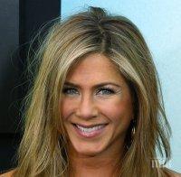 Изненада! Дженифър Анистън похвали филма на Анджелина