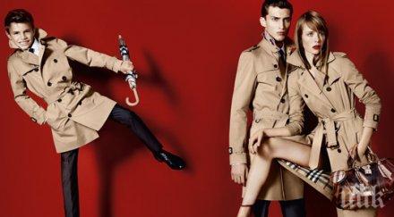 малкият бекъм вдигна продажбите бърбъри видео