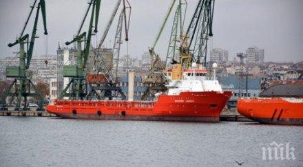 драма пристанище варна моряк почина медиците отказали качат кораб турски флаг