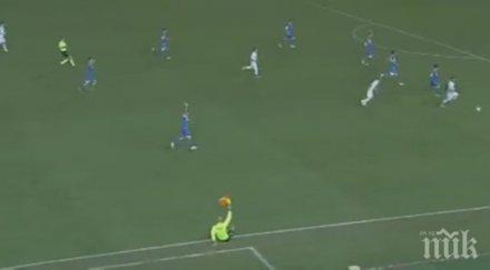 куриоз съдия седна маркира засада мач серия видео