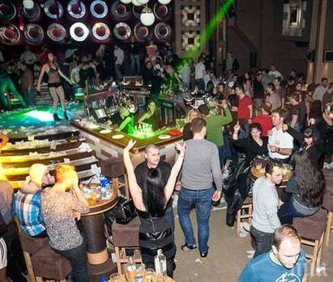 Страховит екшън в бургаска дискотека! Поркан полицай блъска охранител на Планета Пайнер, не пускал него и сина му да влязат пияни