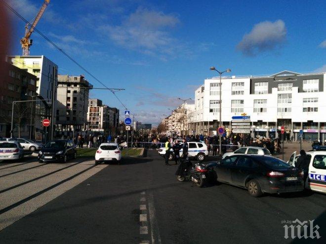 Въоръжен с Калашников и гранати взе заложници в парижка поща* (обновена и видео)