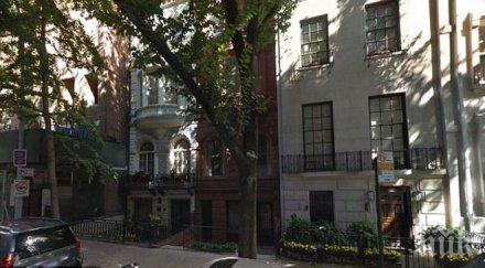 абрамович купи половин улица манхатън