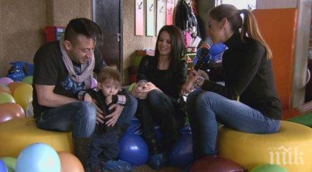 горд татко синът илиян навърши годинка снимки