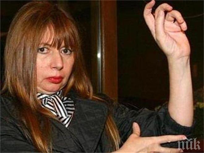 Само в ПИК! Кибер атака срещу жената сензор Мая Попова! Хакнаха сайта й, в който тя прогнозира земетресения