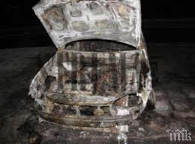 Запаленият лек автомобил „Ауди А 4“ струвал 20 бона, собственикът е син на театрален бос