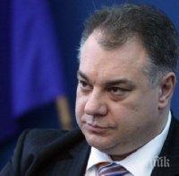 Мирослав Ненков: Докато бях министър, ми извиваха ръцете заради ваксините, взимането на подкупи във властта ме разочарова най-много