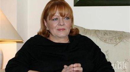 Ало измамници метнаха и Богдана Карадочева - дала им 2 бона за операция на внука си!