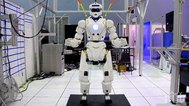 Роботи ще изместят регулировчиците на пътя