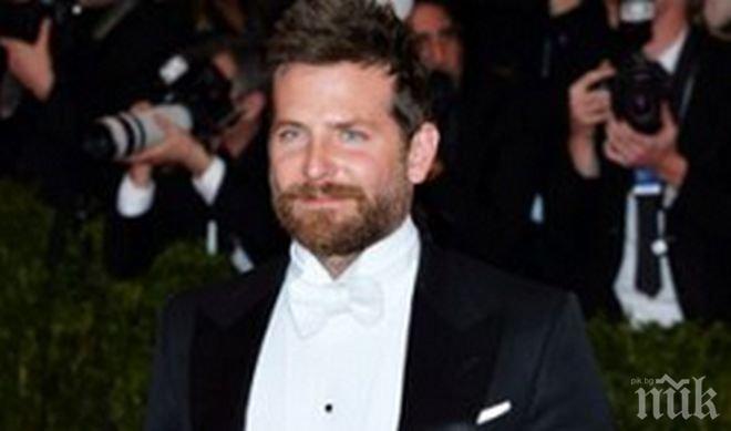 Брадли Купър драстично напълня