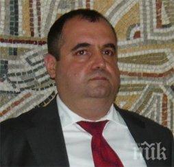 шеф болница отказа напусне доброволно кабинета уволнен