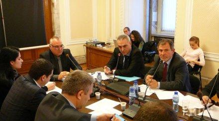 първо пик антикорупционната комисия парламента подхвана казуса ктб вика шефове контролни органи обяснение
