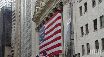 американските фондови индекси започнаха падат