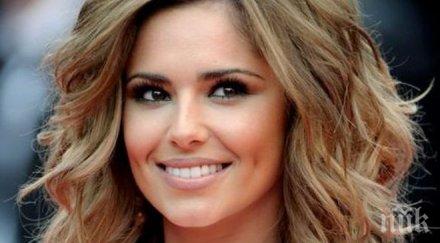 черил коул става майка