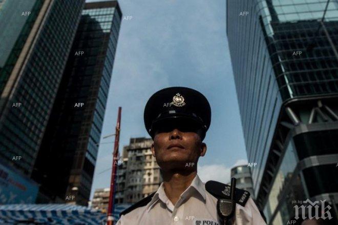 Издирват момиченце, откраднало пръстен за 4.6 млн. долара