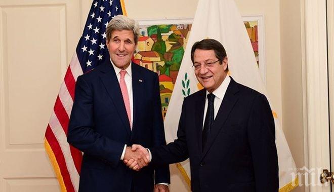 Президентът на Кипър поиска помощ от Джон Кери заради нарушения на Турция