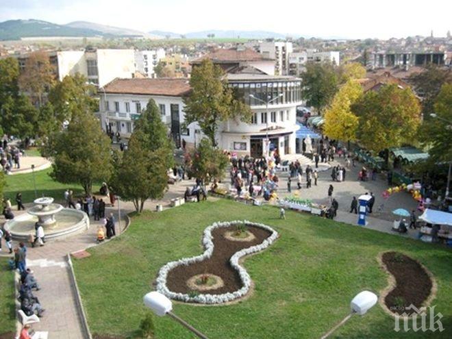 Общинският съвет в Радомир ще заседава извънредно