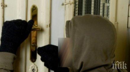 нагъл обир петрич крадци атакуваха къщата виден бизнесмен задигнаха бона докато спи