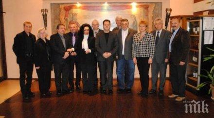 даниел панов посрещна почетни граждани бивши кметове велико търново