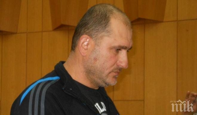 Шофьорът, убил малкия Паоло на пешеходна улица, продължава да кара джипа си (снимка)