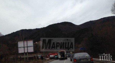 четири жени тежки травми челен удар бачковския манастир