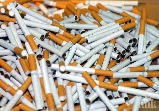 Иззеха 2200 къса нелегални цигари от Волво