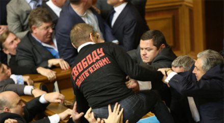 два дни бой украинския парламент кличко участва