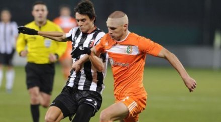 локомотив пловдив изгони наско курдов