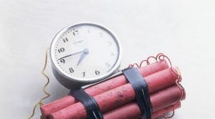 мвр гласов контрол заплахите бомби