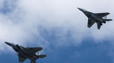 япония прати изтребители китайски самолет