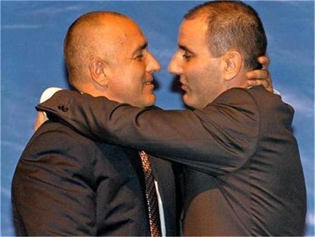 Защо Цветанов да не стане премиер, зловещо се пошегува Борисов