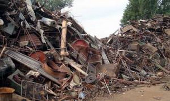 Сливналия открадна 400 килограма желязо